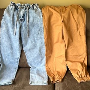 2 Forever 21 jeans size Medium